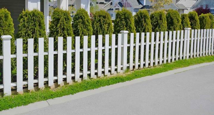 Délimitation sécurisée et esthétique de votre propriété