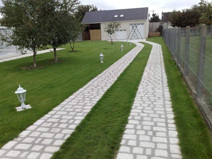 Aménagement chemin jardin extérieur Montargis
